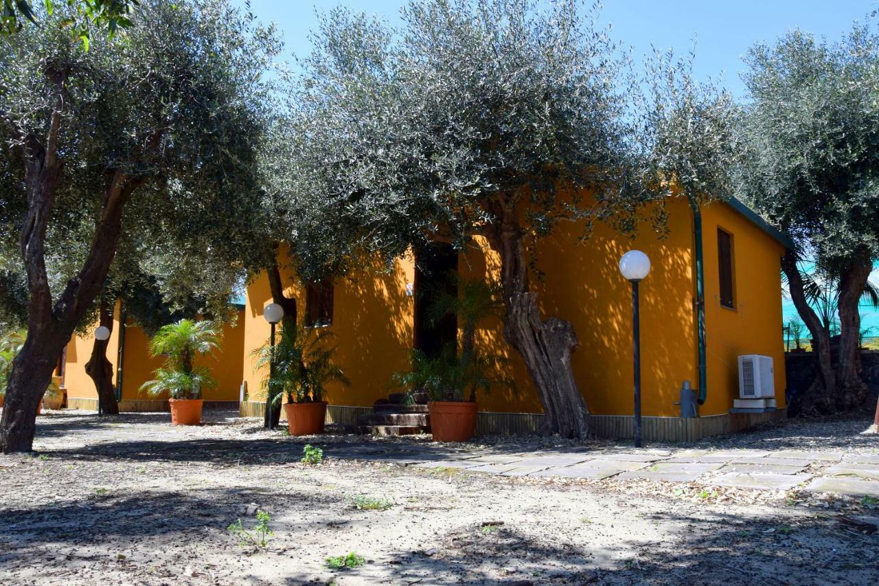 Riviera Degli Eucalipti - Cottage In Riva Al Mare Ачиреале Екстер'єр фото