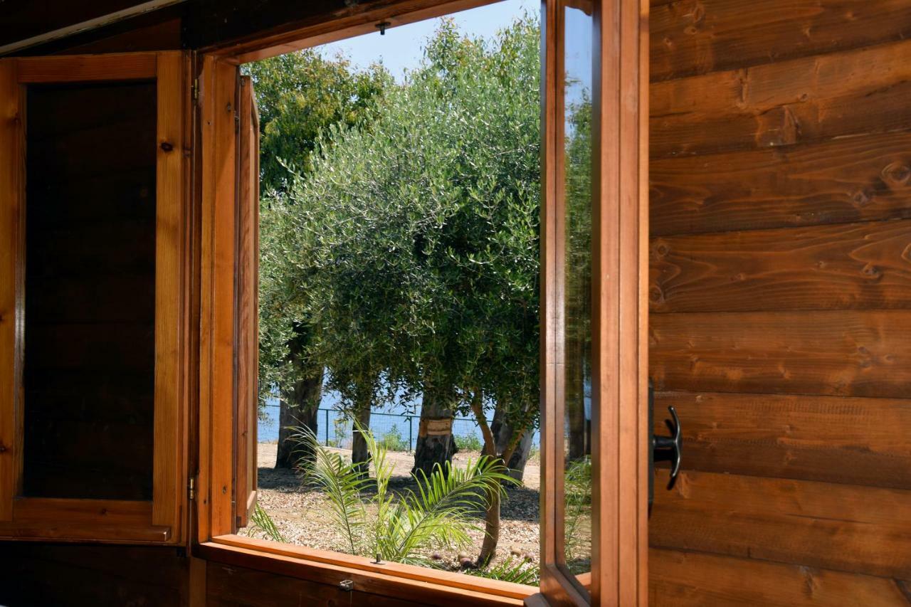 Riviera Degli Eucalipti - Cottage In Riva Al Mare Ачиреале Екстер'єр фото